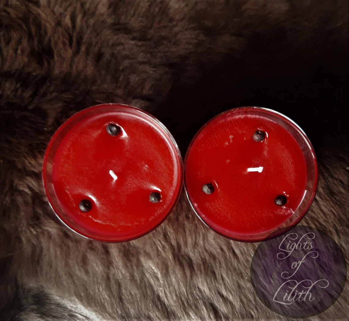 Morrigan Candle